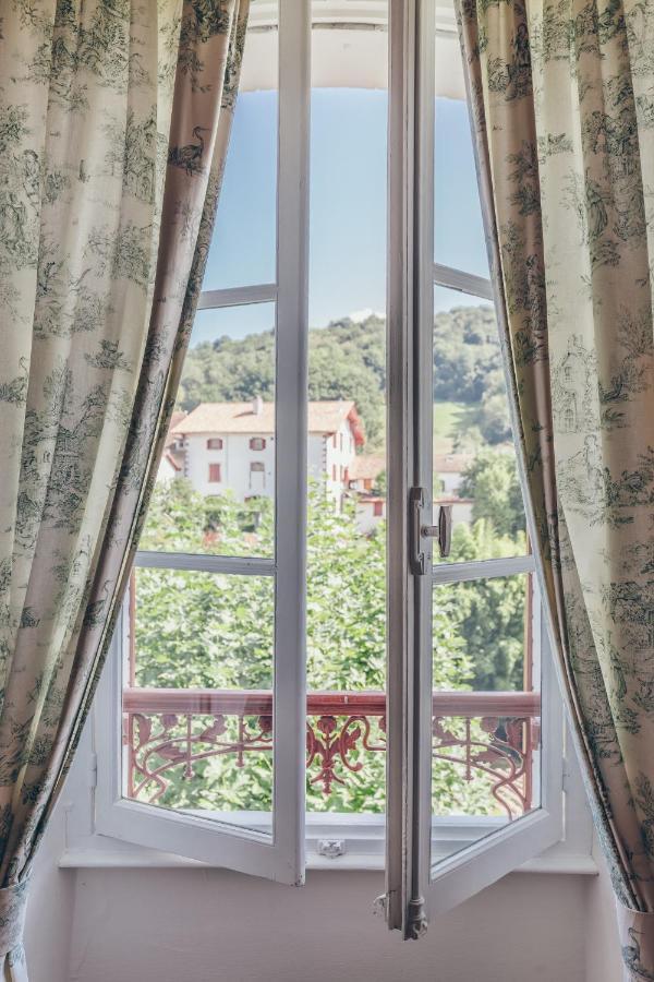 Hotel Arce Saint-Etienne-de-Baigorry Bagian luar foto