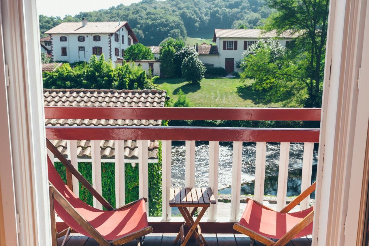 Hotel Arce Saint-Etienne-de-Baigorry Bagian luar foto