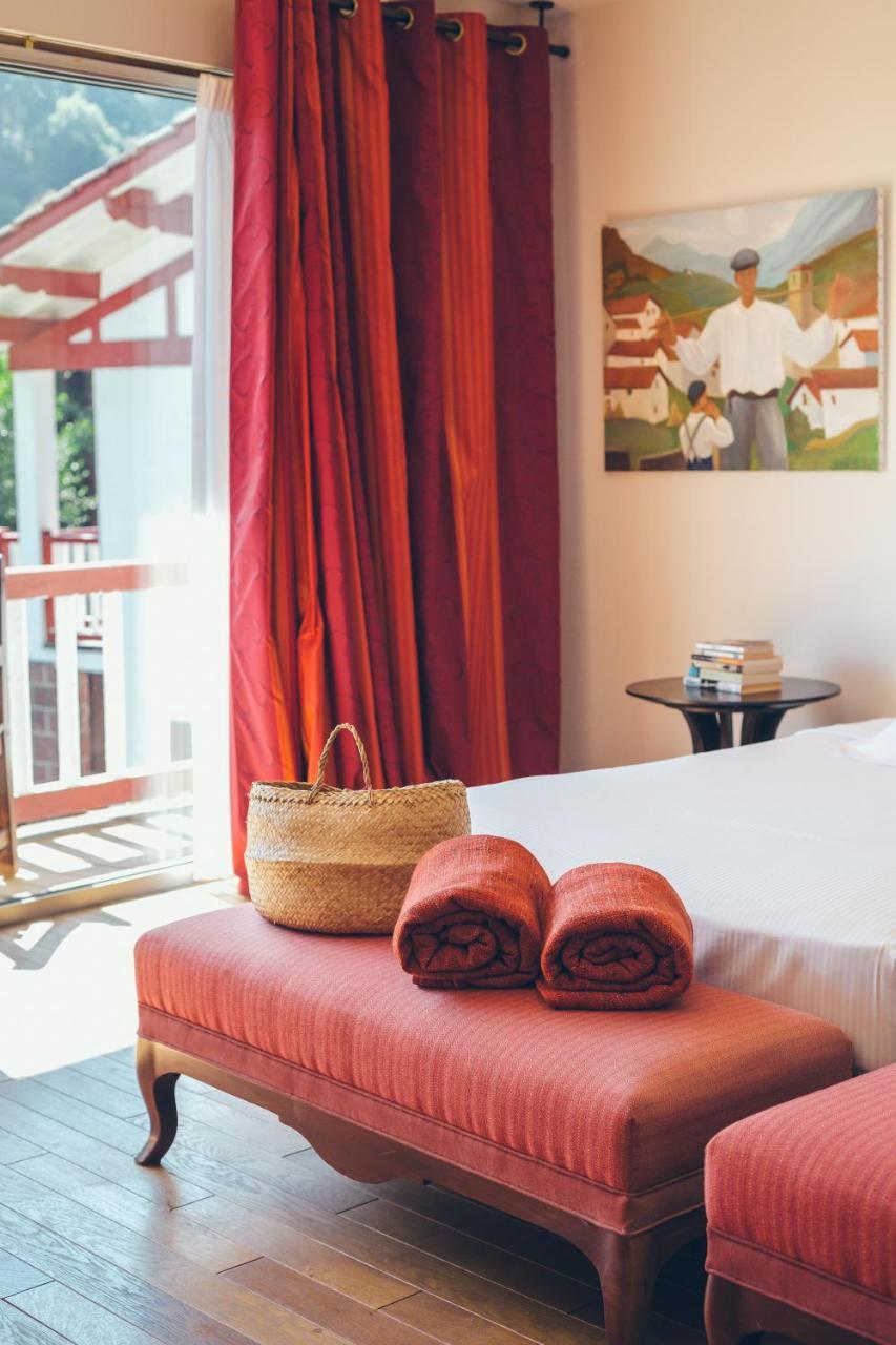 Hotel Arce Saint-Etienne-de-Baigorry Bagian luar foto